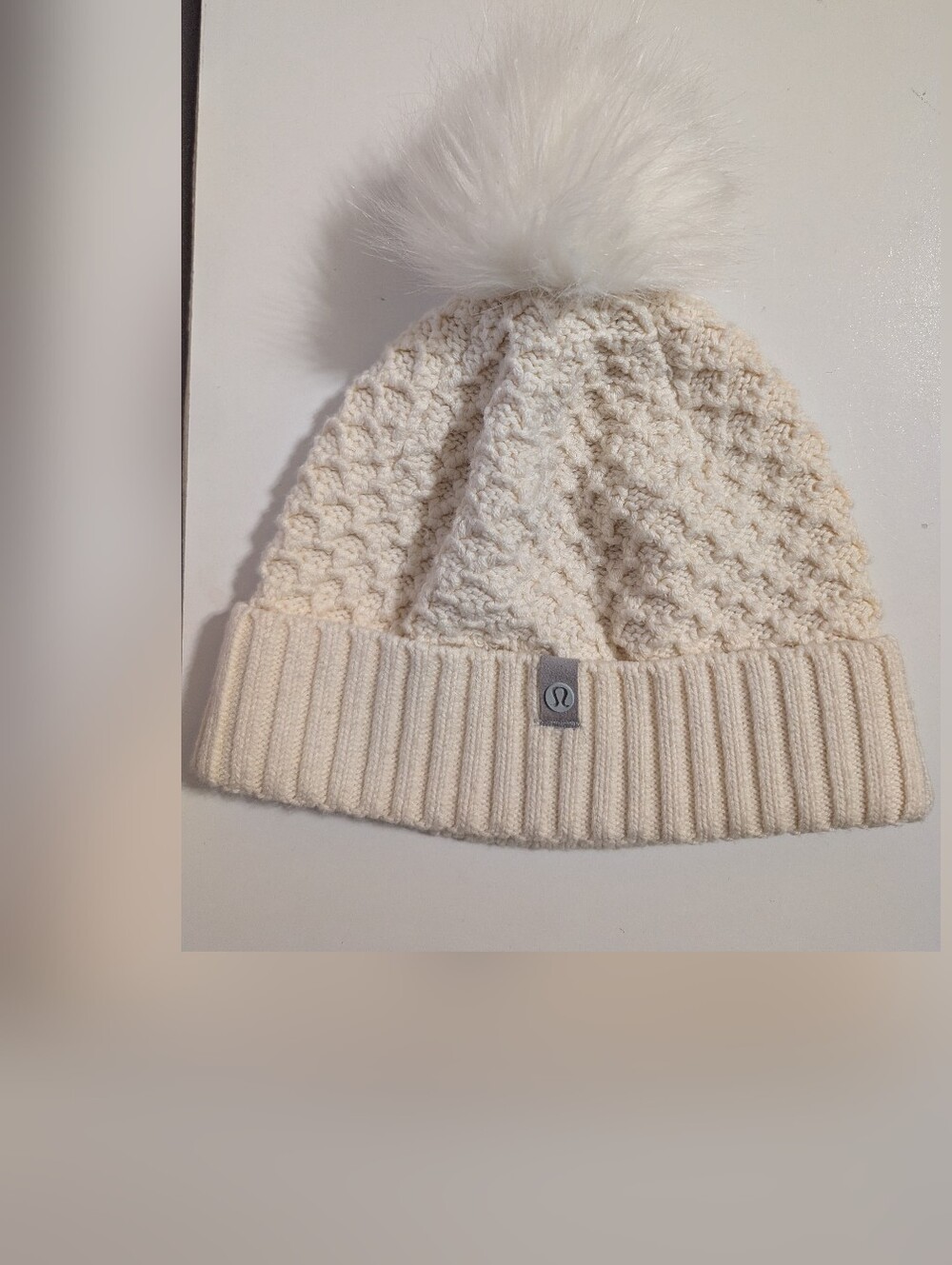 Lululemon Womens Beanie Hat Knit Pom Ivory One Size
